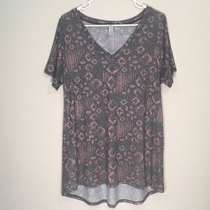 LuLaRoe Christy V-Neck T 92218